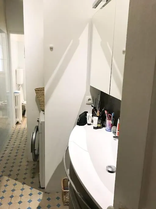 Louvre Apartment